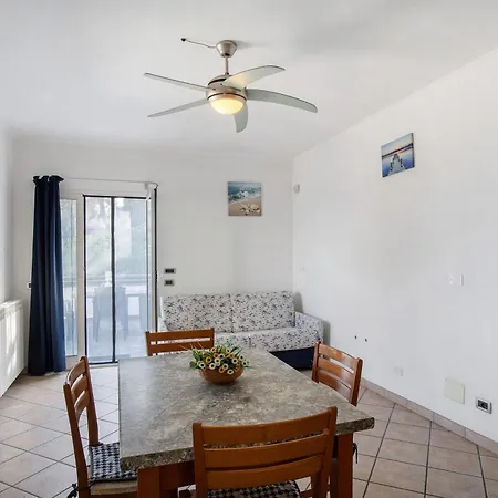 Apartment Alba Marina San Lorenzo al Mare
