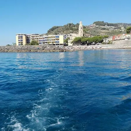 Alba Marina Apartment San Lorenzo al Mare
